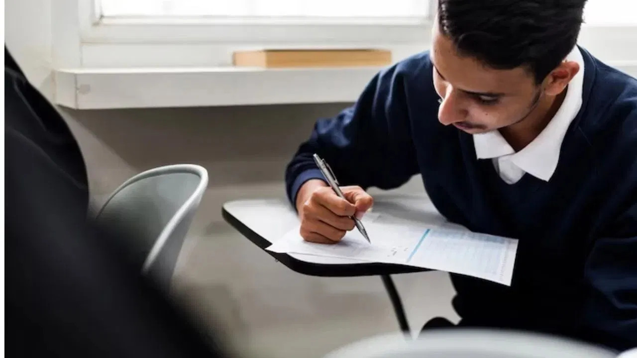 10th Pass Jobs : Railway Level 1 Recruitment 2026